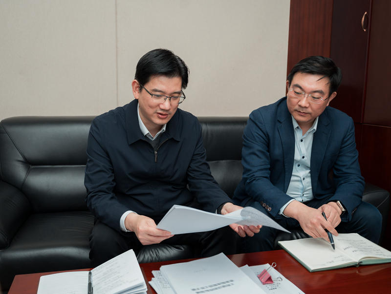 风采 | 铁肩担责守初心  记全国纪检监察系统先进工作者，江苏省镇江市纪委副书记、监委副主任陈功