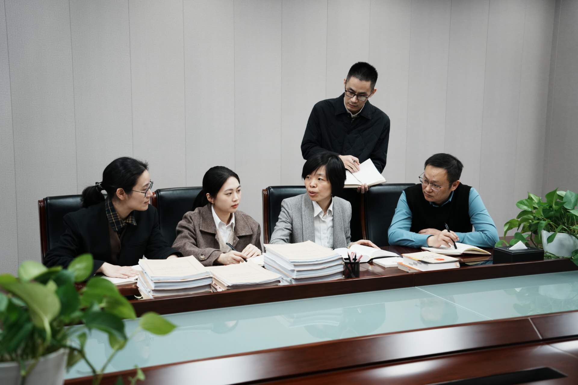 三堂会审丨纪法衔接条款适用及受贿罪认定有关问题分析