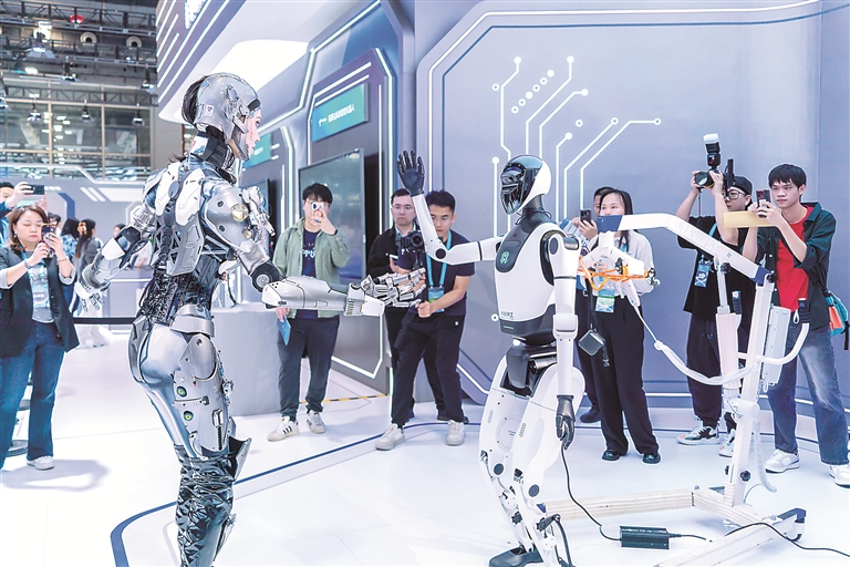 新视野丨坚持创新驱动 加紧培育壮大新动能