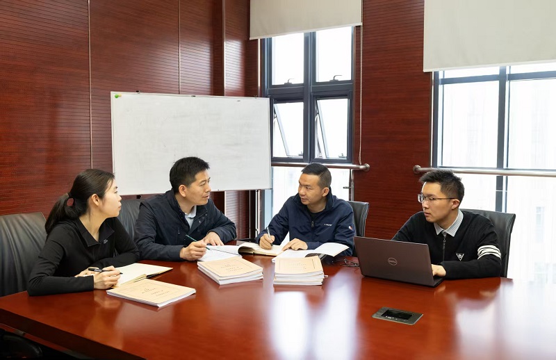 三堂会审丨离职后在企业领薪及购买原始股获利行为性质辨析