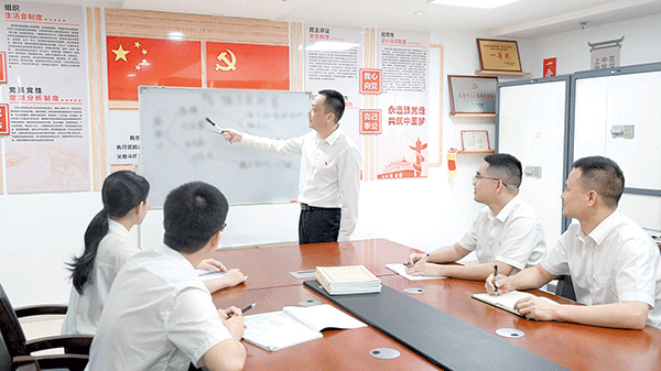 赤诚铸剑 忠勇守心  记广西壮族自治区北海市纪委副书记、监委副主任李晓东